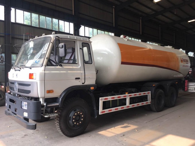 20cbm 20000Liters LPG Gas Tanker Truck Propane Delivery Truck Image1